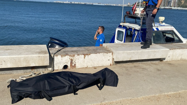 Cesedin kimliği İzmir Adli Tıp Kurumunda yapılacak olan incelemenin ardından belirlenecek.