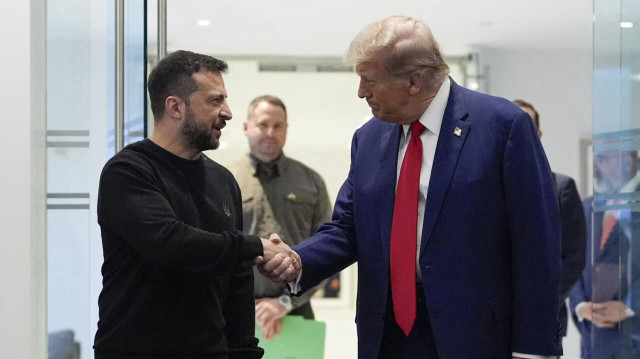 ترامب يلتقي زيلينسكي وقادة أوروبيين قبيل قمته مع بوتين