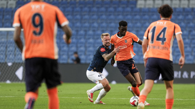 Başakşehir, UEFA Konferans Ligi'nde play-off turuna yükseldi