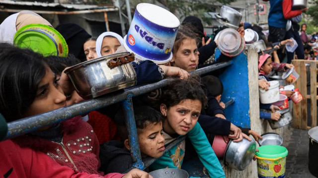 "حكومة غزة": 1.2 مليون طفل بالقطاع يعانون انعدام أمن غذائي حاد 
