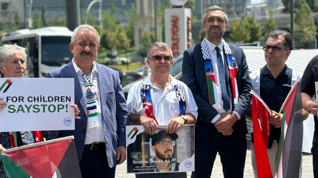 TÜBAF, Filistin'de hayatını kaybeden gazetecileri anmak ve İsrail’in gazetecilere yönelik saldırılarını kınamak amacıyla İsrail Büyükelçiliği önünde bir basın açıklaması düzenledi. 