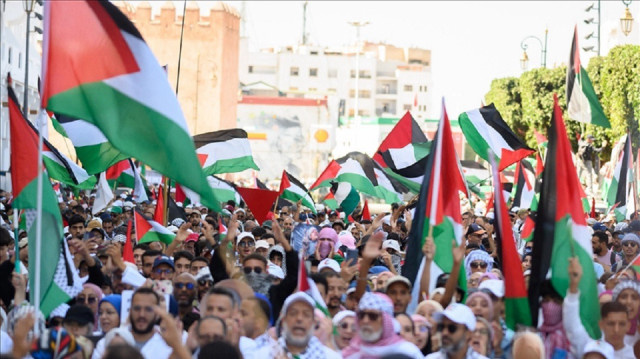 مئات المغاربة ينددون باغتيال الاحتلال الإسرائيلي أنس الشريف ورفاقه