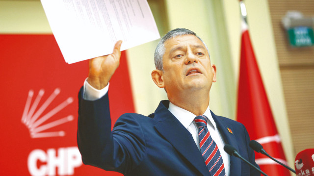 CHP Genel Başkanı Özgür Özel