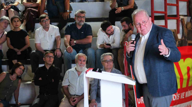 Deprem uzmanı