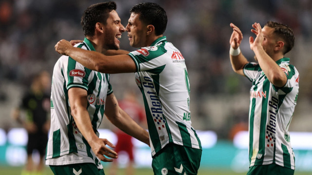 TÜMOSAN Konyaspor'un yaşadığı gol sevinci.