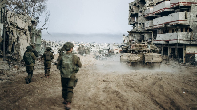 İşgalci İsrail askerleri Gazze sokaklarında (Foto: Arşiv)