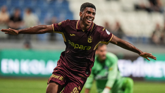 Trendyol Süper Lig'in 2. haftasında Kasımpaşa ile Trabzonspor takımları, Recep Tayyip Erdoğan Stadı’nda karşılaştı. Trabzonspor oyuncusu Felipe Augusto attığı golün ardından sevinç yaşadı.

