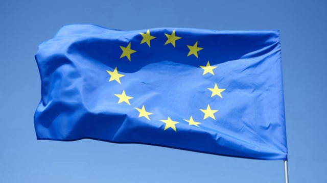 Eurostat souligne un recul marqué par la diminution du surplus des produits chimiques.