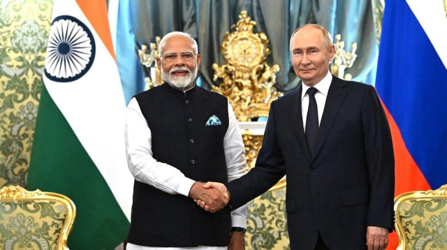 La rencontre entre les présidents russe et américain ravive les tensions autour du rôle de l’Inde dans le commerce du pétrole russe.