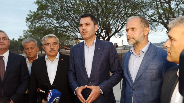 Murat Kurum, Hatay ziyareti kapsamında 3,5 kilometrelik İskenderun Sahil Düzenleme ve Yenileme Projesi'ni yerinde inceledi. 