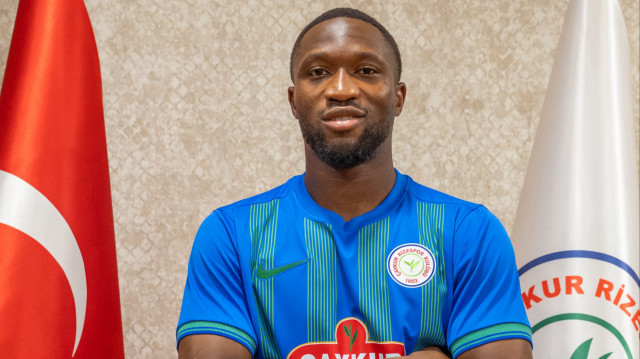 Sagnan, geçen sezon Fransa Ligi'nde Montpellier ile 27 maçta forma giydi.