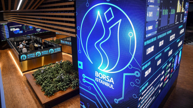 Borsa, güne yüzde 0,30’luk yükselişle rekor seviyede başladı.