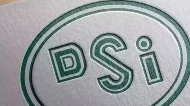 "Uşak'ta yaşanan içme suyu sıkıntısı, Uşak Belediyesinin su temini konusuna yeterli kaynak ayırmaması, şehrin içme suyu barajı olan Küçükler Barajı'nın doğru işletilememesi, şehirdeki su kayıp kaçak oranının azaltılması konusunda bir çalışma yürütülmemesinden kaynaklanmaktadır"