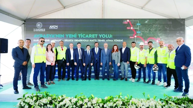 Kalyon İnşaat, Zengezur Koridoru’nun önemli bir parçası olan Yüksek Standartlı Demiryolu Projesi’ni hayata geçiriyor.