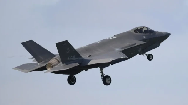 Le Département d’État américain valide un projet de contrat destiné à assurer l’entretien et la logistique des avions de chasse polonais.
