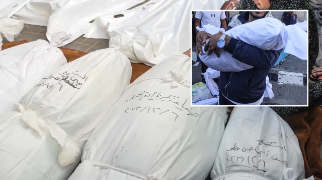 İsrail ordusu Gazze Şeridi'nde Filistinlilerin kaldığı çadırlar ve evleri hedef aldı.