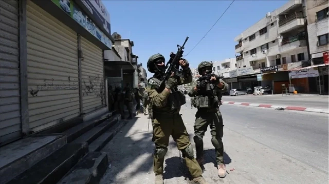 الضفة.. الاحتلال الإسرائيلي يعتقل صحفيا فلسطينيا في بيت لحم