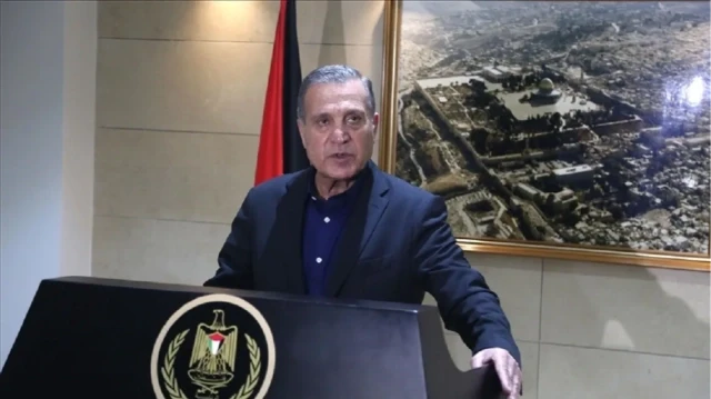 رئاسة فلسطين: مخيمات اللاجئين بلبنان تسلم سلاحها للجيش كعُهدة