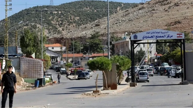 Lübnan'dan Suriye sınırına ilişkin olağanüstü toplantı