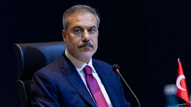 Hakan Fidan'ın Mısırlı mevkidaşı Bedir Abdulati ile bir telefon görüşmesi gerçekleştirdiği bildirildi.