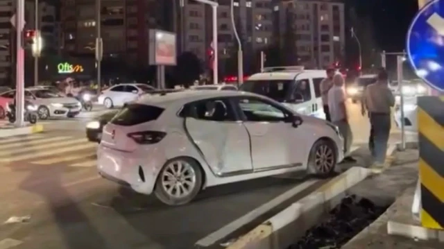 Polis ekipleri olay yerinde inceleme yaptı.