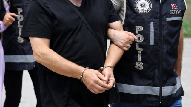 "Bu yılın yedi ayındaki 166 operasyonda 110 organize suç çetesi çökertildi. 1092 şahıs yakalandı, 793 şahıs tutuklandı, 226 şahsa adli kontrol tedbiri uygulandı. Yaklaşık 42 milyar TL değerinde mal varlığına el konuldu"