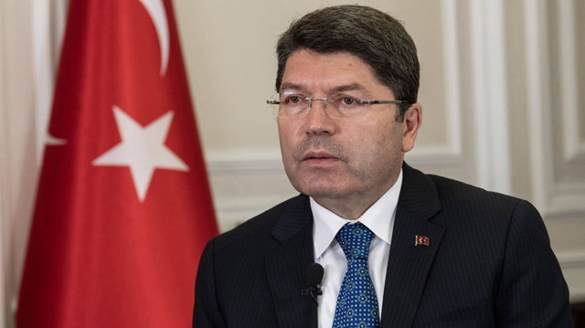  "Yeni Ankara Adalet Sarayı, ekiplerimizin 7 gün 24 saat aralıksız yürüttüğü çalışmalarla hızla inşa ediliyor"