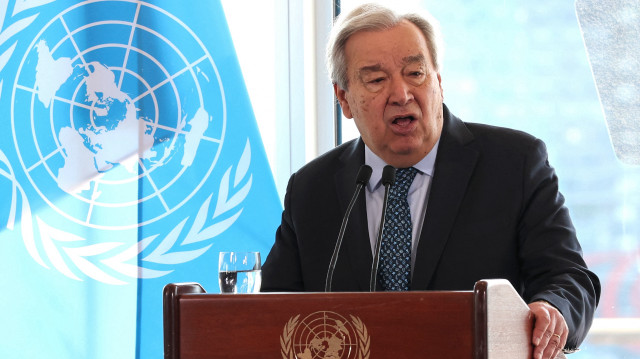 Le secrétaire général des Nations unies, Antonio Guterres, prononce un discours sur le climat et les énergies renouvelables au siège de l'ONU à New York, le 22 juillet 2025. 