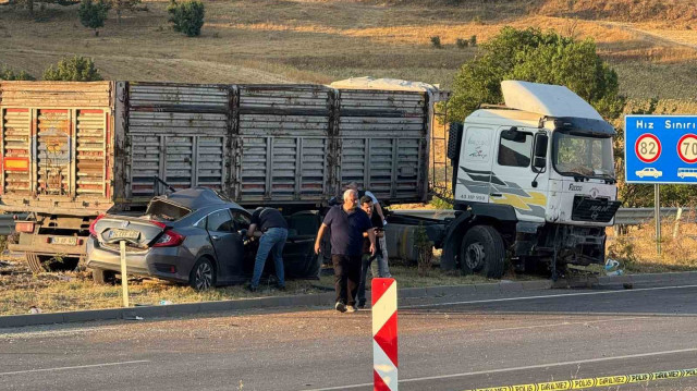 Polis ekipleri olayla ilgili inceleme başlattı.