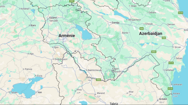 Alors que la question de l’ouverture d’un unique corridor dans le Caucase reste en suspens, c’est désormais un climat de concurrence à deux voies qui s’installe.