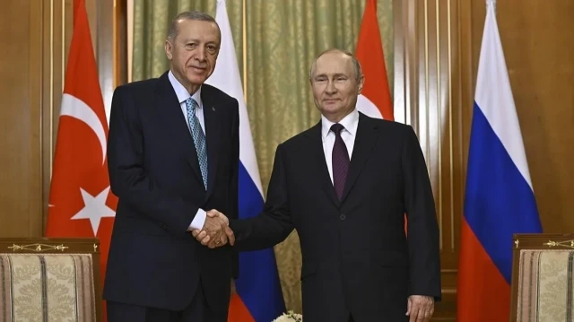 Эрдоган встретился с Путиным на саммите ШОС в Китае.