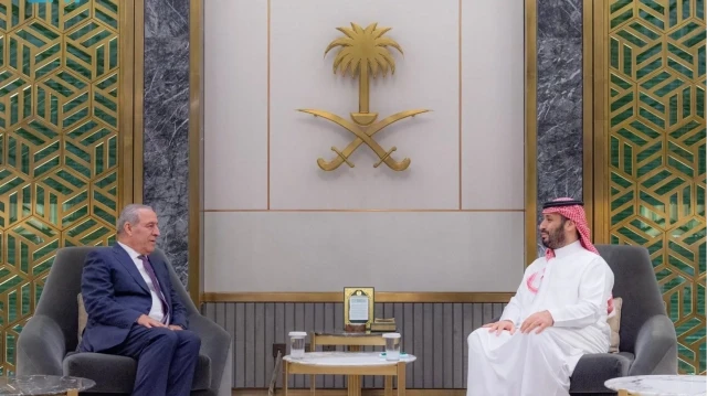 الشيخ وابن سلمان يبحثان إلغاء واشنطن تأشيرات وفد فلسطين للأمم المتحدة
