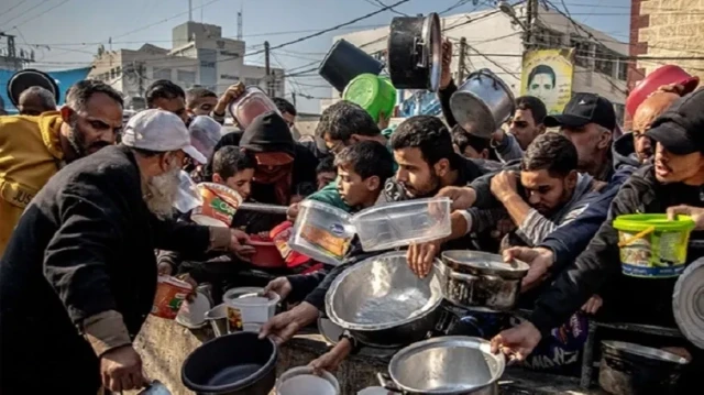 الضفة.. فلسطينيون يطالبون بدور أممي لوقف التجويع الإسرائيلي بغزة