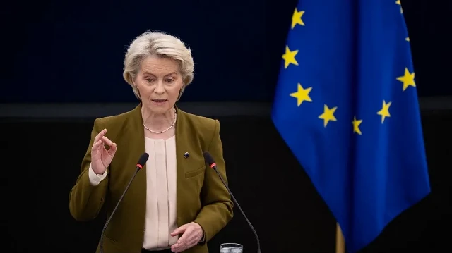 La présidente de la Commission européenne, Ursula von der Leyen, prononce son discours annuel sur l'état de l'Union lors d'une session plénière au Parlement européen à Strasbourg, dans l'est de la France, le 10 septembre 2025.