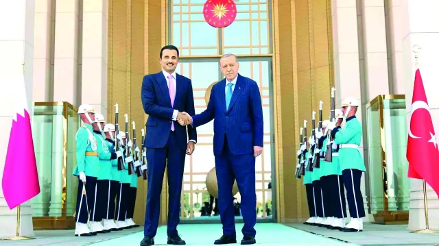 Cumhurbaşkanı Erdoğan, Katar Emiri Şeyh Temim bin Hamed Al Sani ile de telefonda görüştü. 