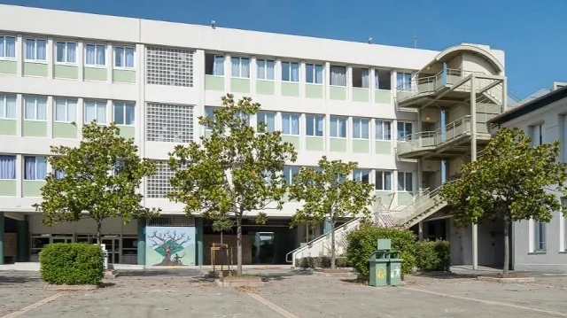 Un élève et une enseignante ont été blessés dans une attaque au couteau dans un lycée horticole à Antibes, en France, le 10 septembre 2025.