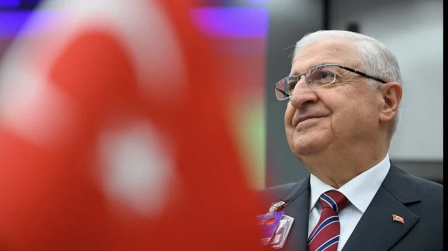 Le ministre turc de la Défense, Yasar Guler, assiste à la réunion du Groupe de contact sur la défense de l'Ukraine au siège de l'OTAN, à Bruxelles, le 4 juin 2025.