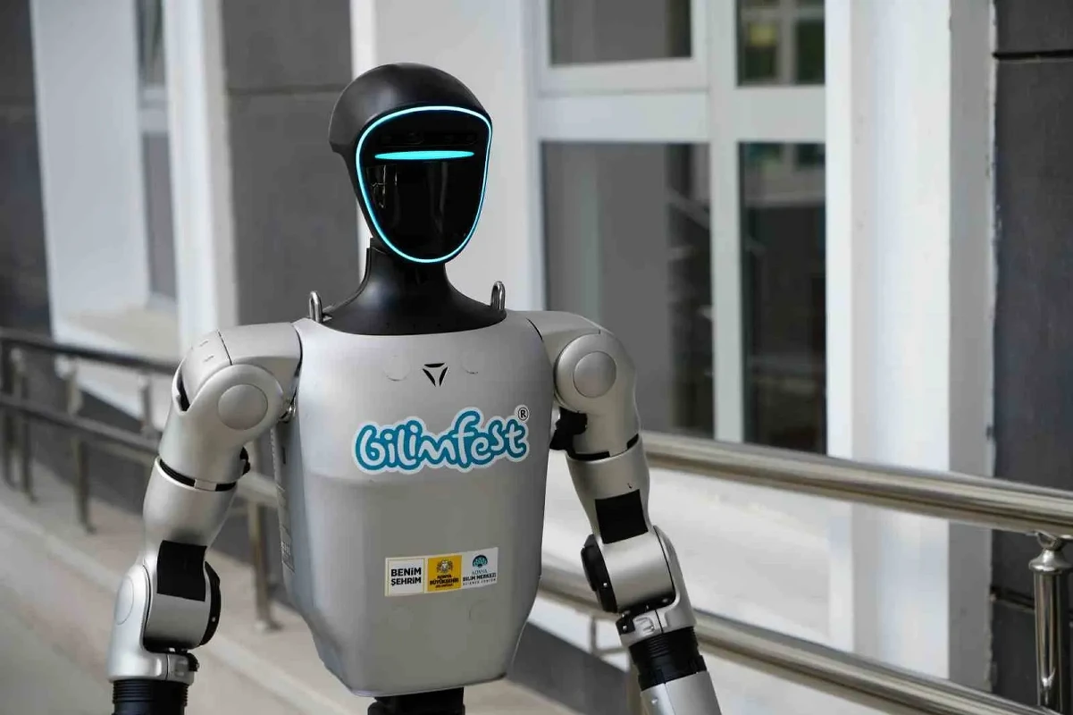 Türkiye'de bir ilk: İnsansı robot nüfusa kaydettirildi | Samsun Haberleri