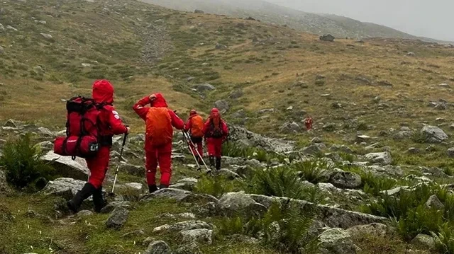 Rize'de yaylada yollarını kaybeden iki turiste ulaşıldı