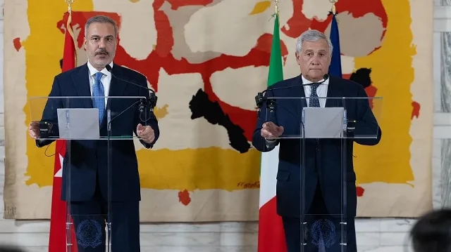Turkish Foreign Minister Hakan Fidan (L) and his Italian counterpart Antonio Tajani (R) hold a joint press conference after their meeting in Rome, Italy on September 11, 2025.