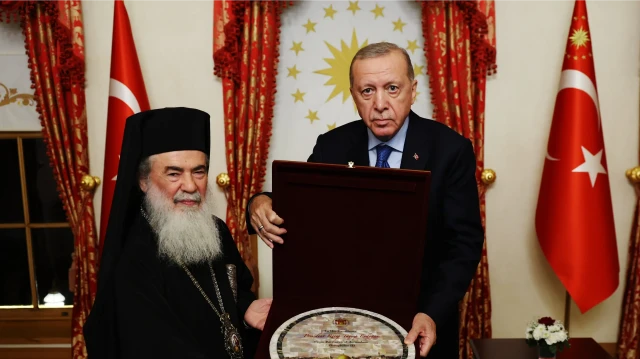 Dolmabahçe'de anlamlı kabul