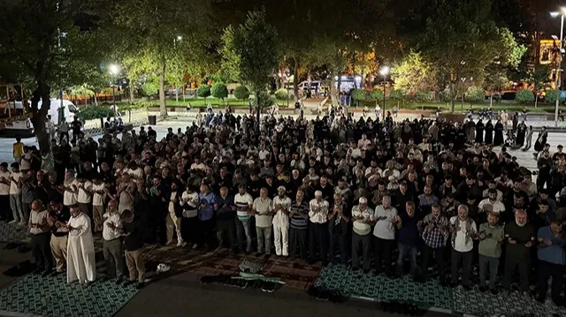 إسطنبول.. مظاهرة لدعم "أسطول الصمود" المتوجه إلى غزة