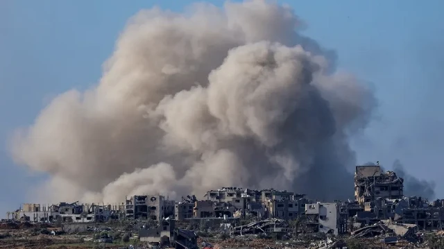 جيش الاحتلال الإسرائيلي يقتل 20 فلسطينيا بغارات على غزة