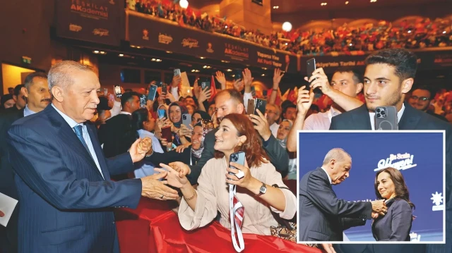 Cumhurbaşkanı Erdoğan, AK Parti Ar-Ge ve Eğitim Başkanlığınca Haliç Kongre Merkezi’nde gerçekleştirilen Teşkilat Akademisi Kapanış Programı’nda konuştu.