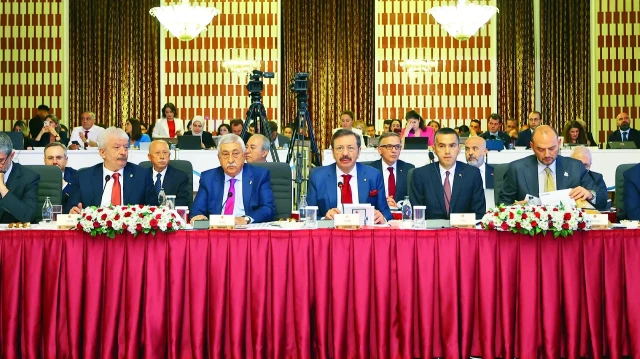 Ahmet Bahadır Sezgin, Bendevi Palandöken, Rifat Hisarcıklıoğlu, Özgür Burak Akkol, Burhan Özdemir.