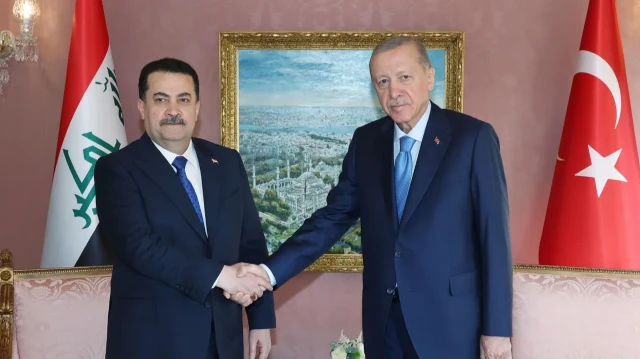 أردوغان يلتقي رئيس وزراء العراق على هامش قمة الدوحة