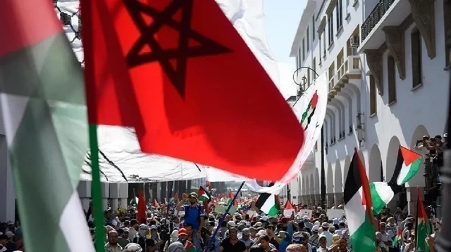 مئات المغاربة يتظاهرون في تطوان دعما لأسطول الصمود ورفضا للإبادة بغزة