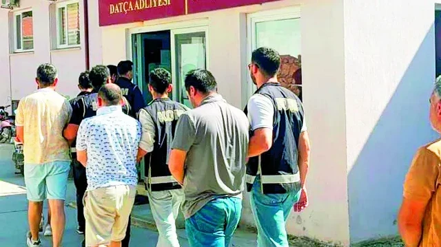 Yunanistan’a kaçmaya çalışan 8 FETÖ üyesi yakalandı.