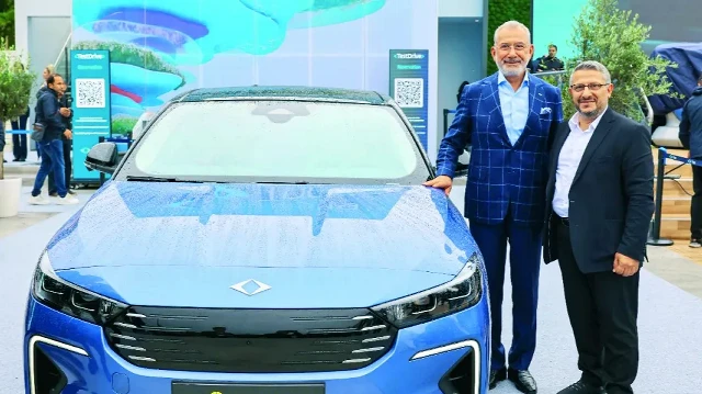 Fuat Tosyalı, Hüseyin Likoğlu.