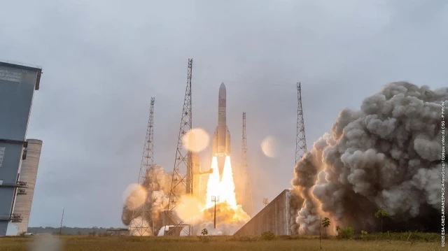 Séoul et Paris ont signé un accord stratégique pour intensifier leurs efforts conjoints dans la recherche, le partage de renseignements et la formation d’experts dans le domaine spatial de défense.
